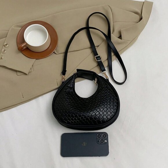 Black Women's Zipper Closure Faux Leather Woven Handbag - Picture 5 of 6